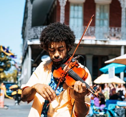 Photo Violin, Music